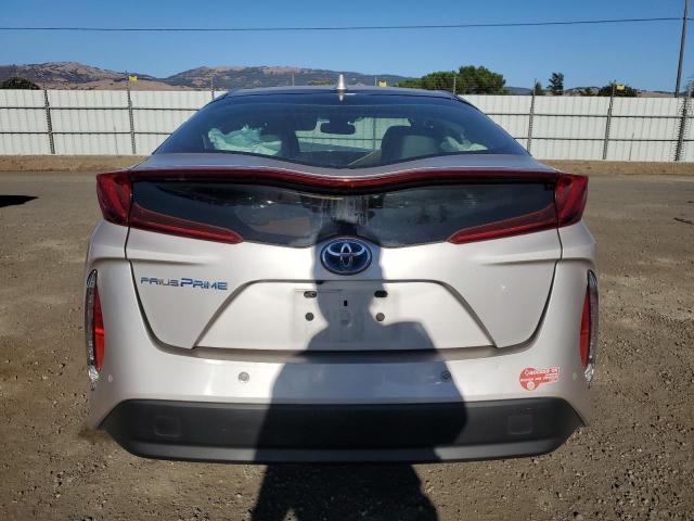 Photo 6 from auction – 2018 TOYOTA PRIUS PRIM with VIN JTDKARFP6J3083741