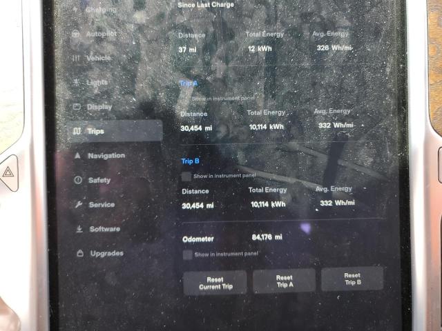 Photo 9 from auction – 2017 TESLA MODEL S with VIN 5YJSA1E23HF200809