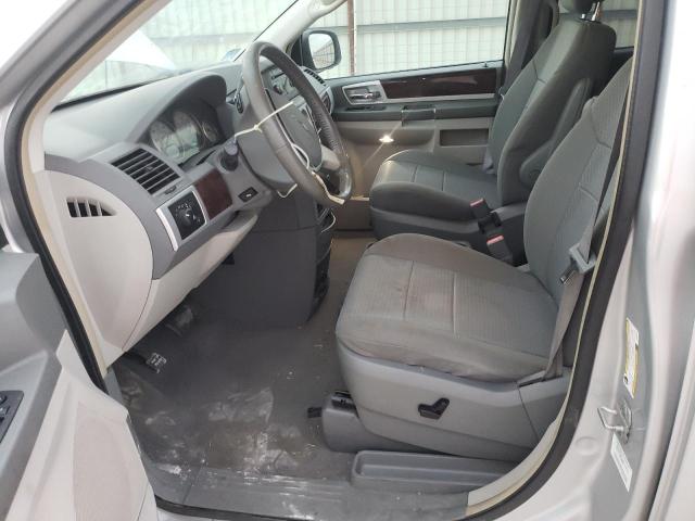 Photo 7 from auction – 2010 CHRYSLER TOWN & COU with VIN 2A4RR5D10AR285460