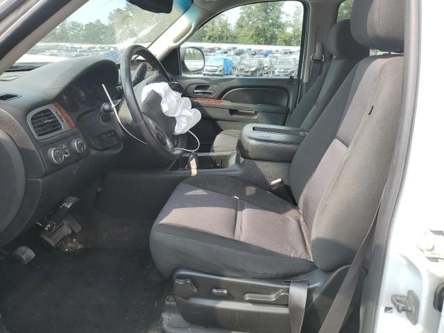 Photo 7 from auction – 2011 CHEVROLET SUBURBAN K with VIN 1GNSKHE30BR135263