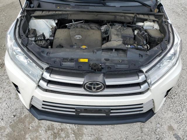 Photo 12 from auction – 2017 TOYOTA HIGHLANDER with VIN 5TDJZRFH3HS372629