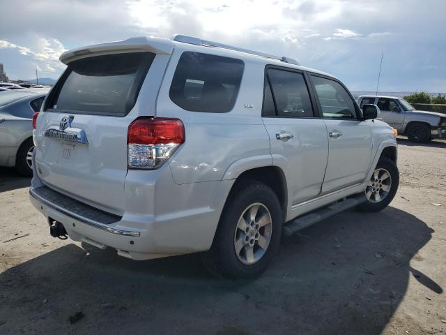 Photo 3 from auction – 2011 TOYOTA 4RUNNER SR with VIN JTEBU5JR3B5071721