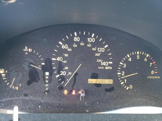 Photo 9 from auction – 2002 LEXUS RX 300 with VIN JTJHF10UX20252770