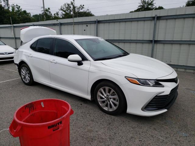 Photo 4 from auction – 2022 TOYOTA CAMRY LE with VIN 4T1C11AK2NU654851