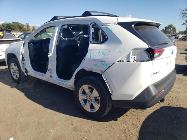Photo 2 from auction – 2020 TOYOTA RAV4 LE with VIN JTMMWRFVXLD043961