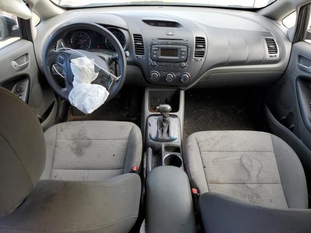 Photo 8 from auction – 2017 KIA FORTE LX with VIN 3KPFK4A72HE111739