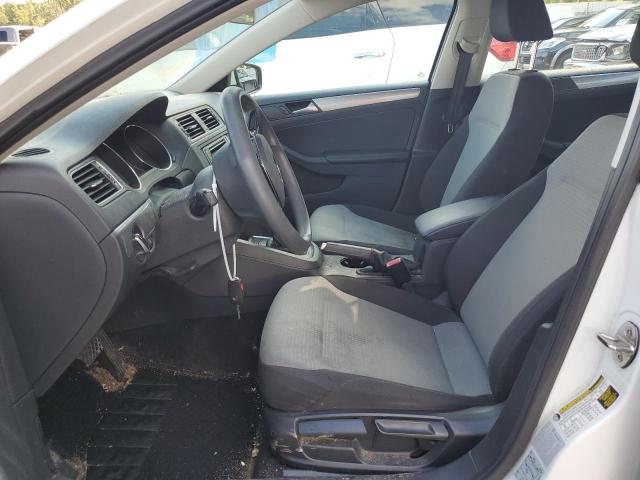 Photo 7 from auction – 2017 VOLKSWAGEN JETTA S with VIN 3VW2B7AJ0HM282939