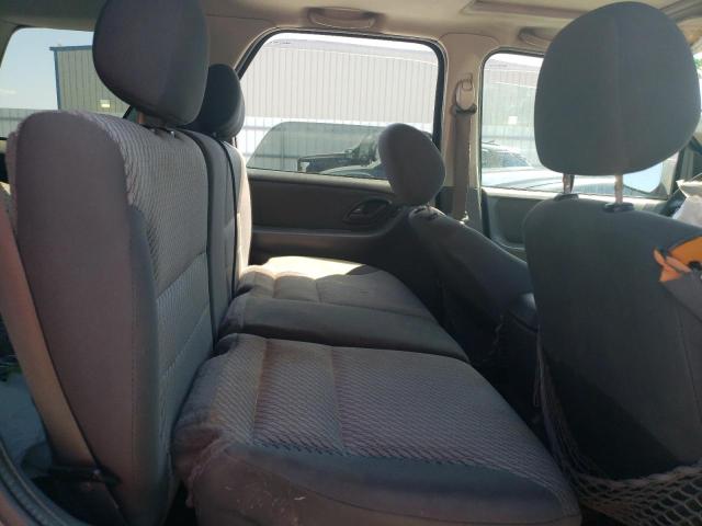 Photo 10 from auction – 2004 FORD ESCAPE XLT with VIN 1FMCU03104DA15727