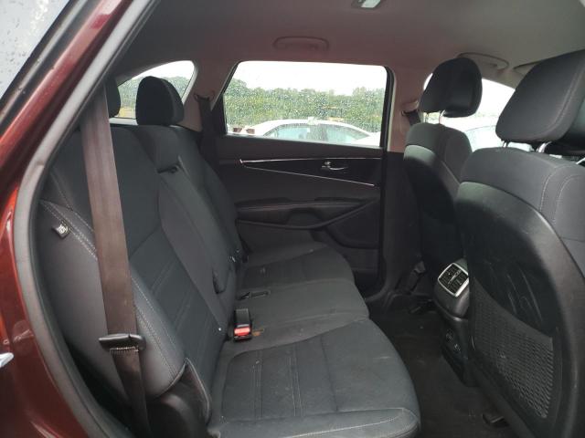 Photo 11 from auction – 2016 KIA SORENTO LX with VIN 5XYPG4A32GG126066