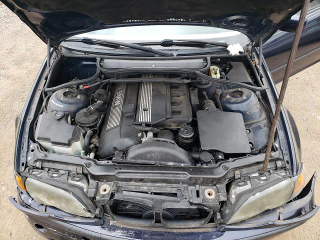 Photo 11 from auction – 2005 BMW 325 I with VIN WBAEV33415KW19237