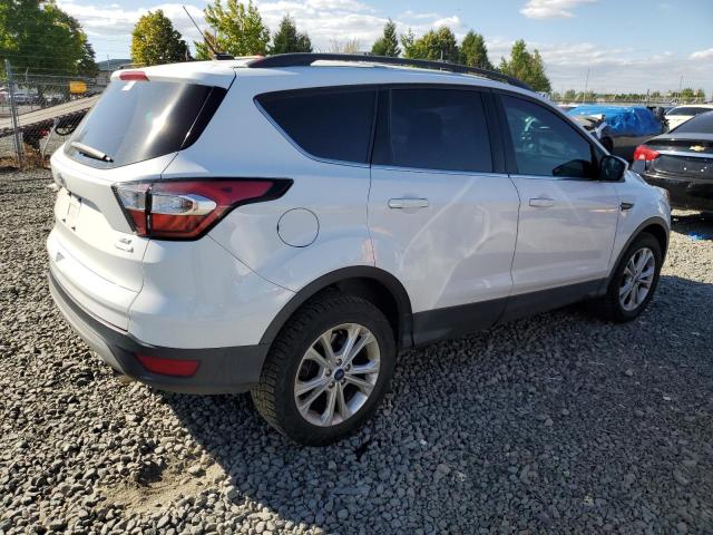 Photo 3 from auction – 2018 FORD ESCAPE SE with VIN 1FMCU9GD8JUC66435
