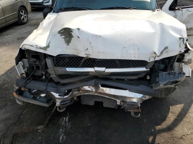 Снимка 11 от търг – 2003 CHEVROLET SILVERADO с VIN 2GCEC19V631232564