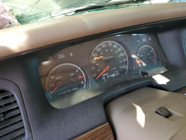 Photo 9 from auction – 2005 FORD CROWN VICT with VIN 2FAFP74W05X150895