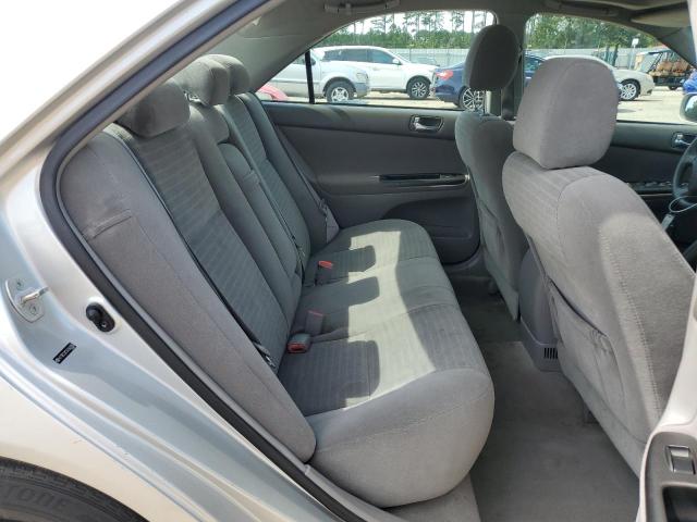 Photo 10 from auction – 2005 TOYOTA CAMRY LE with VIN 4T1BE32K55U560926