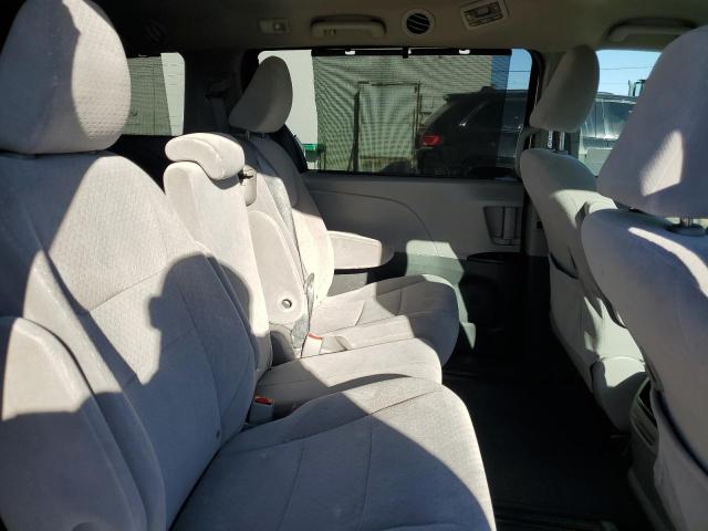 Photo 11 from auction – 2015 TOYOTA SIENNA LE with VIN 5TDKK3DCXFS556265