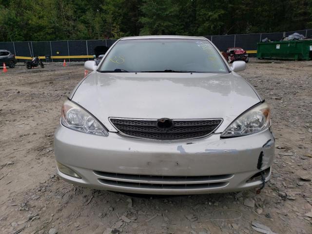 Photo 5 from auction – 2004 TOYOTA CAMRY LE with VIN 4T1BE32K64U828171