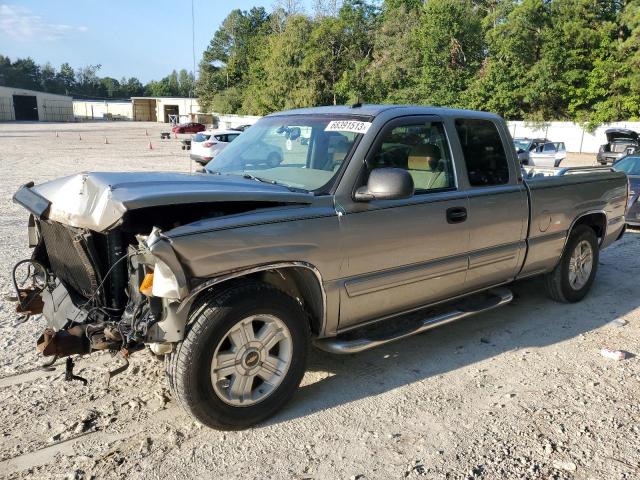 CHEVROLET SILVERADO 2003 with VIN 2GCEC19T731217974 - Photo from auction