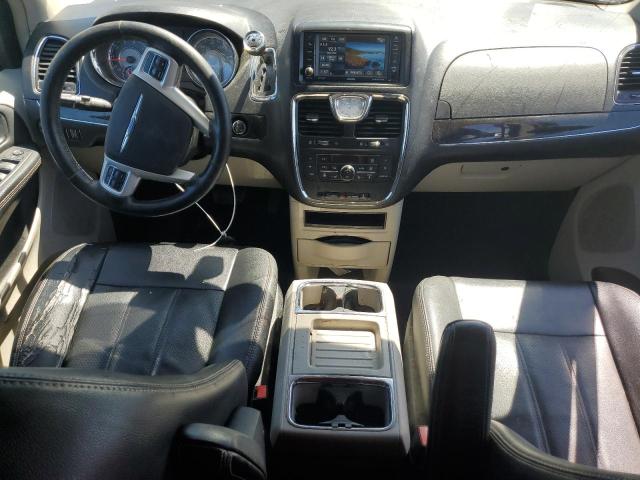 Photo 8 from auction – 2015 CHRYSLER TOWN & COU with VIN 2C4RC1CG7FR742892
