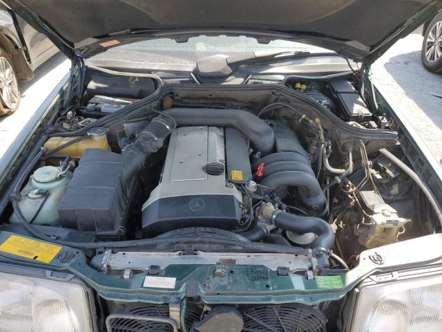 Photo 11 from auction – 1995 MERCEDES-BENZ E 320 BASE with VIN WDBEA32E7SC176234