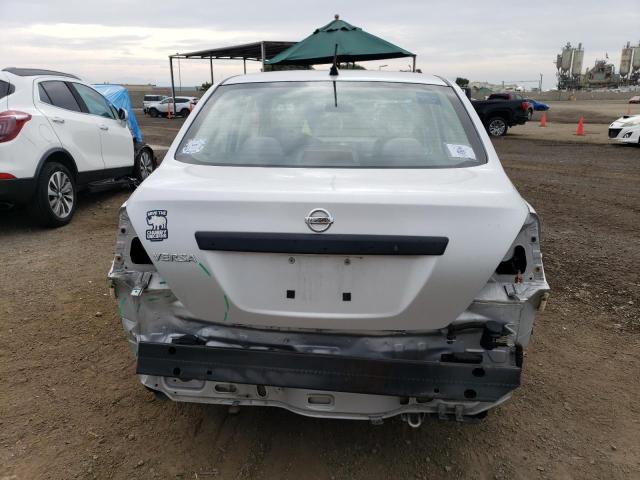 Снимка 6 от търг – 2010 NISSAN VERSA S с VIN 3N1CC1AP1AL458692