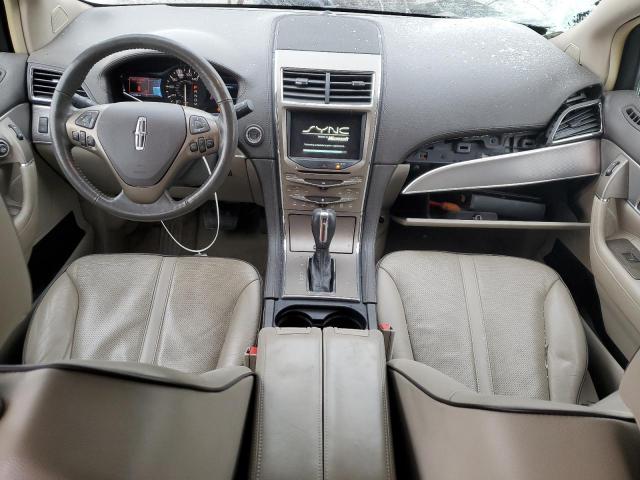 Photo 8 from auction – 2011 LINCOLN MKX with VIN 2LMDJ6JK1BBJ14981