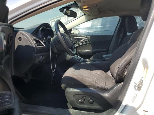 Photo 7 from auction – 2015 CHRYSLER 200 LIMITE with VIN 1C3CCCAB1FN590828