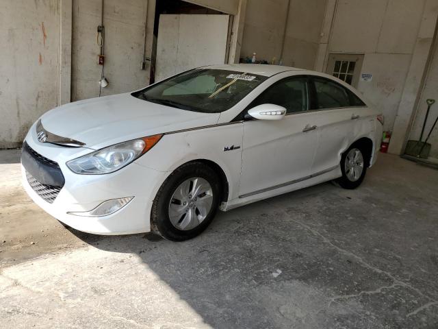 HYUNDAI SONATA HYB 2013 with VIN KMHEC4A41DA077848 - Photo from auction
