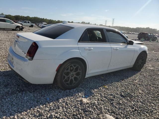 Photo 3 from auction – 2016 CHRYSLER 300 S with VIN 2C3CCAGG5GH329333