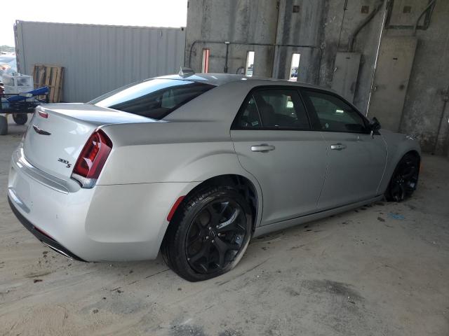 Photo 3 from auction – 2022 CHRYSLER 300 S with VIN 2C3CCABG8NH218036