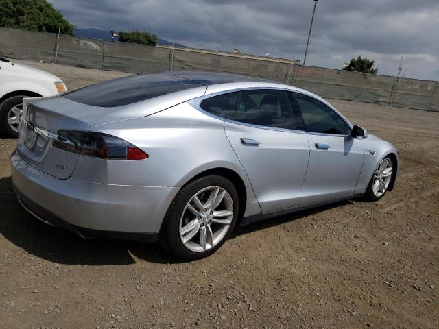 Photo 3 from auction – 2015 TESLA MODEL S with VIN 5YJSA1E21FF117943