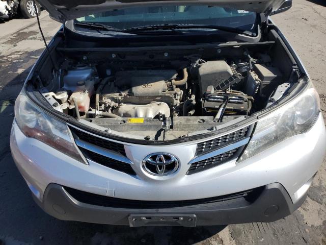 Photo 12 from auction – 2013 TOYOTA RAV4 LE with VIN JTMBFREV2DD019891