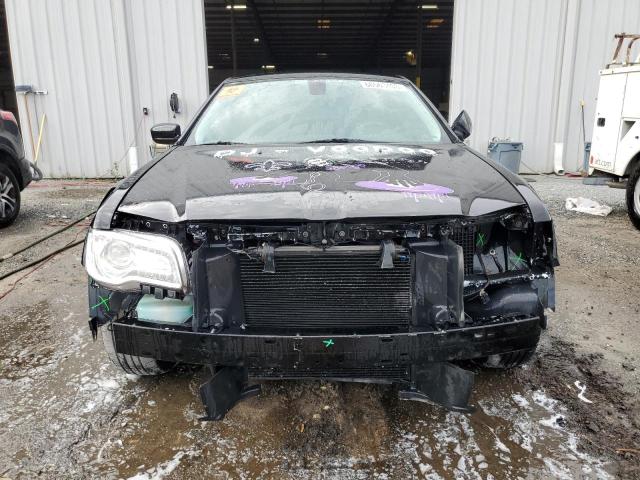 Photo 5 from auction – 2015 CHRYSLER 300 LIMITE with VIN 2C3CCAAG2FH807036