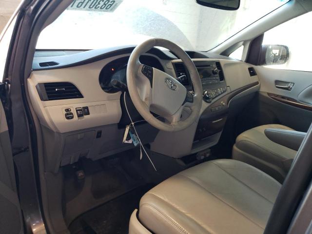 Photo 8 from auction – 2014 TOYOTA SIENNA XLE with VIN 5TDYK3DC4ES435658