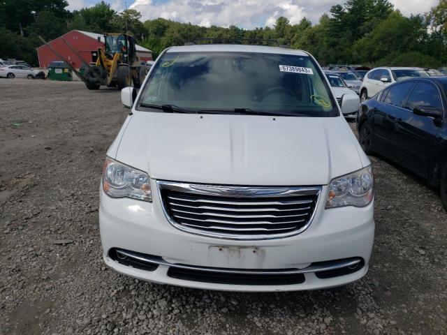 Photo 5 from auction – 2014 CHRYSLER TOWN & COU with VIN 2C4RC1BGXER442019