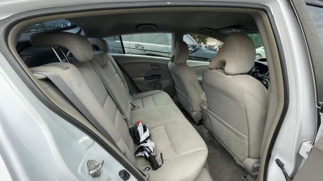 Photo 6 from auction – 2010 HONDA INSIGHT EX with VIN JHMZE2H77AS029733