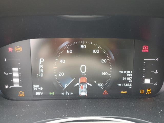 Photo 9 from auction – 2019 VOLVO XC60 T5 MO with VIN LYV102DK9KB289879