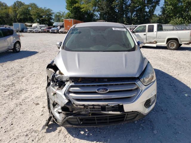صورة رقم 5 من المزاد - 2017 FORD ESCAPE SE مع VIN 1FMCU0GD9HUB87751