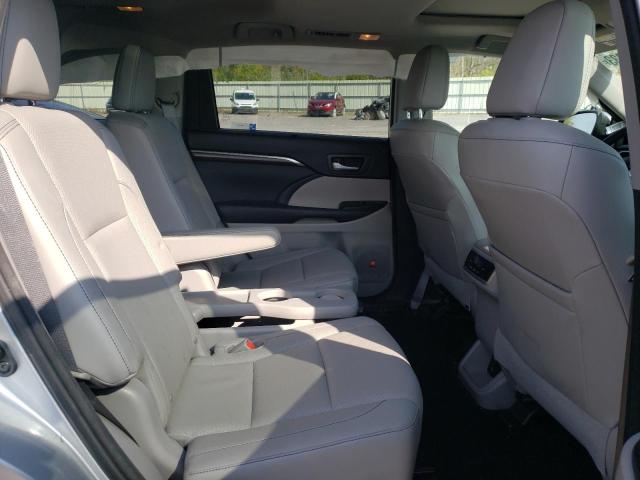 Снимка 11 от търг – 2015 TOYOTA HIGHLANDER с VIN 5TDDKRFH5FS082729
