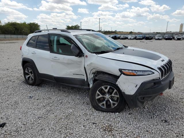 Photo 4 from auction – 2016 JEEP CHEROKEE T with VIN 1C4PJMBS1GW300106