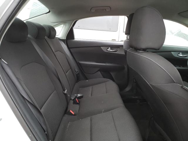 Photo 10 from auction – 2021 KIA FORTE FE with VIN 3KPF24AD3ME398749
