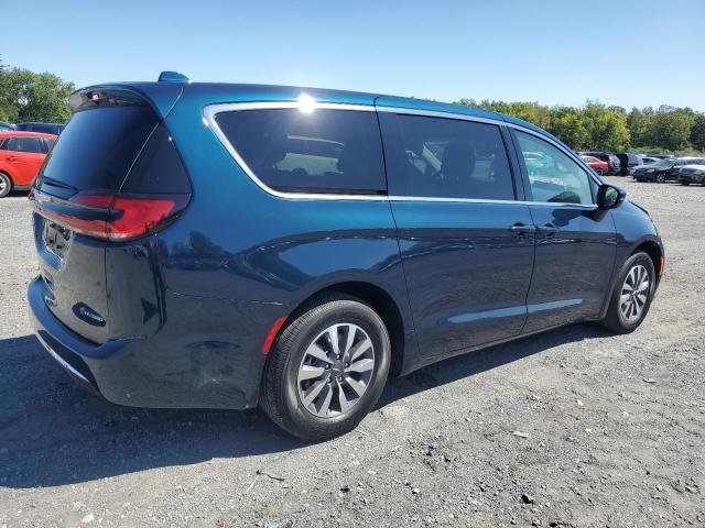 Photo 3 from auction – 2022 CHRYSLER PACIFICA H with VIN 2C4RC1L77NR222528