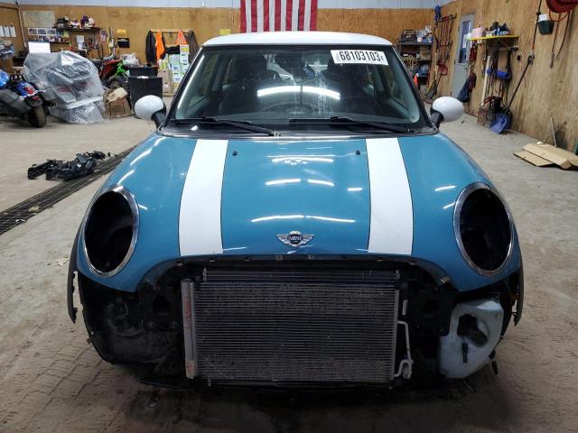 Photo 5 from auction – 2010 MINI COOPER with VIN WMWMF3C54ATZ21899