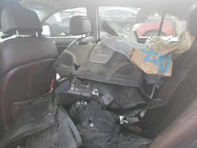 Photo 10 from auction – 2010 HYUNDAI GENESIS 4. with VIN KMHGC4DF1AU093452