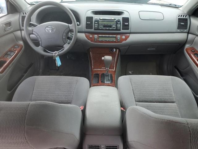 Photo 8 from auction – 2005 TOYOTA CAMRY LE with VIN 4T1BE32K75U570101