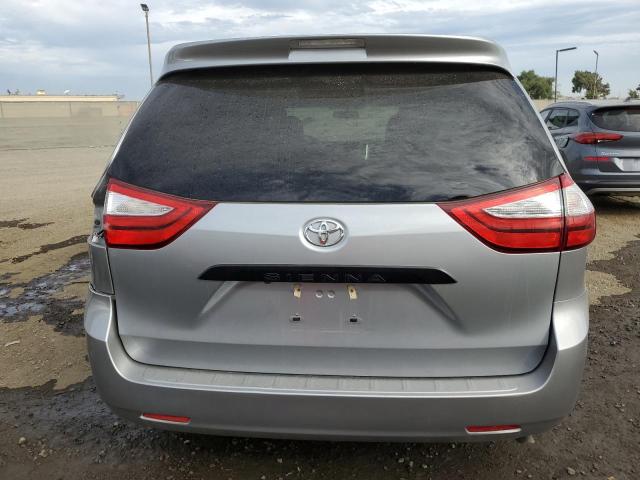 Photo 6 from auction – 2017 TOYOTA SIENNA with VIN 5TDZZ3DC6HS884649