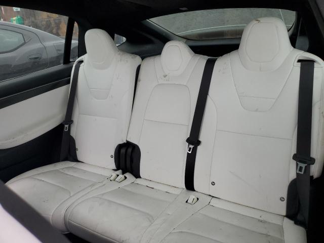 Photo 11 from auction – 2017 TESLA MODEL X with VIN 5YJXCDE40HF055814