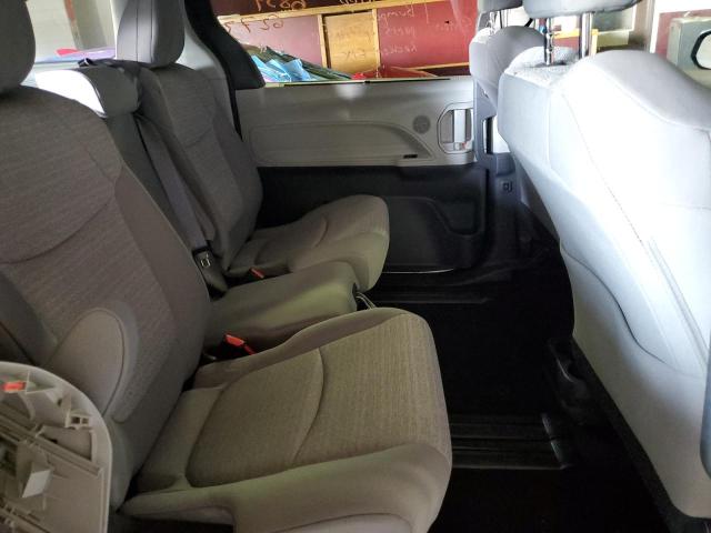 Photo 11 from auction – 2022 TOYOTA SIENNA LE with VIN 5TDKRKEC8NS094064