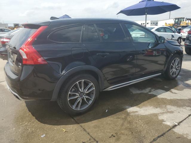 Photo 3 from auction – 2015 VOLVO V60 CROSS with VIN YV4612HM4F1001839
