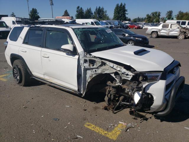 Photo 4 from auction – 2019 TOYOTA 4RUNNER SR with VIN JTEBU5JRXK5720169