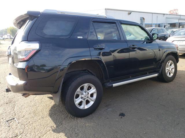 Photo 3 from auction – 2018 TOYOTA 4RUNNER SR with VIN JTEBU5JRXJ5539331